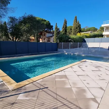 Apartment With Pool Magnificent Sea View 80m To Sainte-Maxime