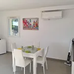 Apartamento With Pool Magnificent Sea View 80m To