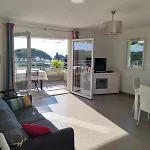 アパート With Pool Magnificent Sea View 80m To