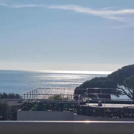 Διαμέρισμα With Pool Magnificent Sea View 80m To Σαιντ-Μαξίμ