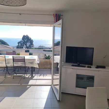 With Pool Magnificent Sea View 80m To Appartement Sainte-Maxime