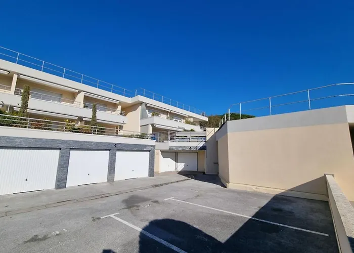 With Pool Magnificent Sea View 80m To Appartement Sainte-Maxime